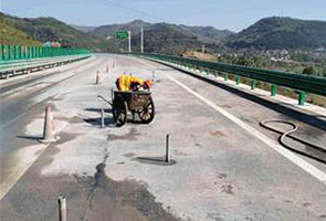 湘潭路基加固